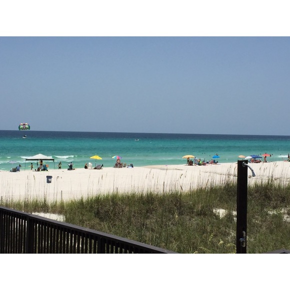 Meet your Posher, Jennifer - Picture 8 of 8